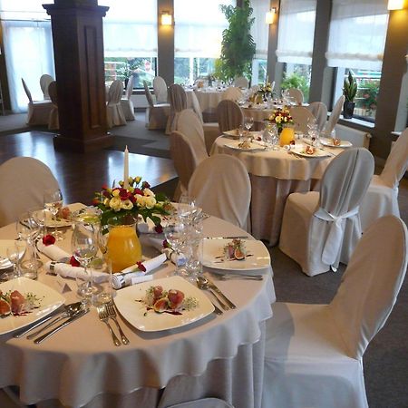 Hotel Camping Malta Poznan Bagian luar foto