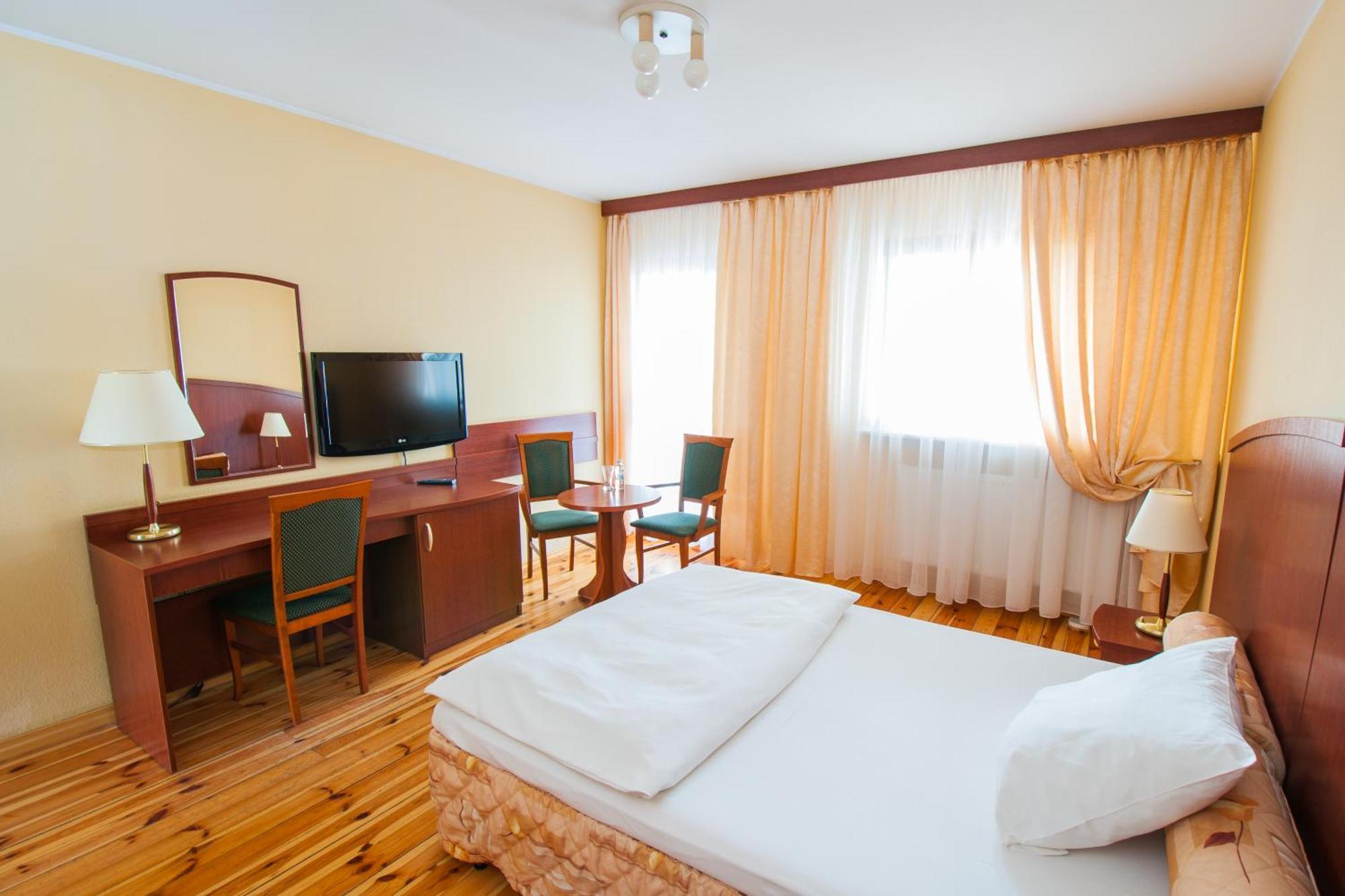 Hotel Camping Malta Poznan Bagian luar foto