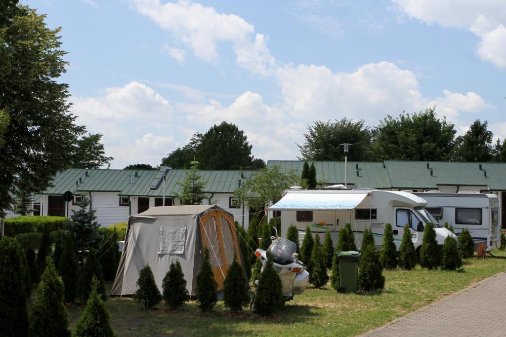 Hotel Camping Malta Poznan Bagian luar foto