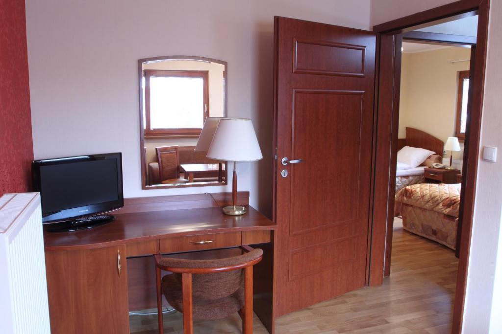 Hotel Camping Malta Poznan Bagian luar foto