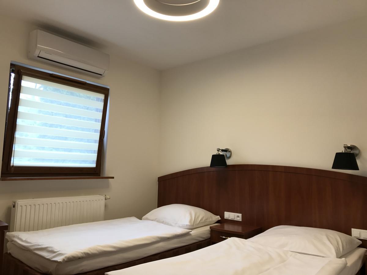 Hotel Camping Malta Poznan Bagian luar foto