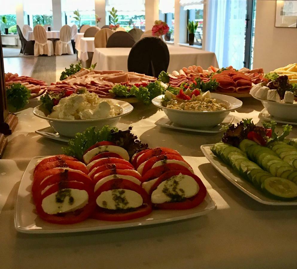 Hotel Camping Malta Poznan Bagian luar foto